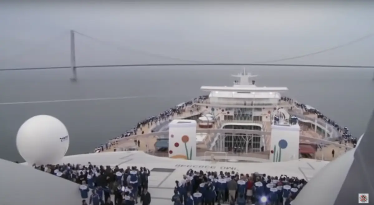 allure-bridge-crossing-1 allure-bridge-crossing-1