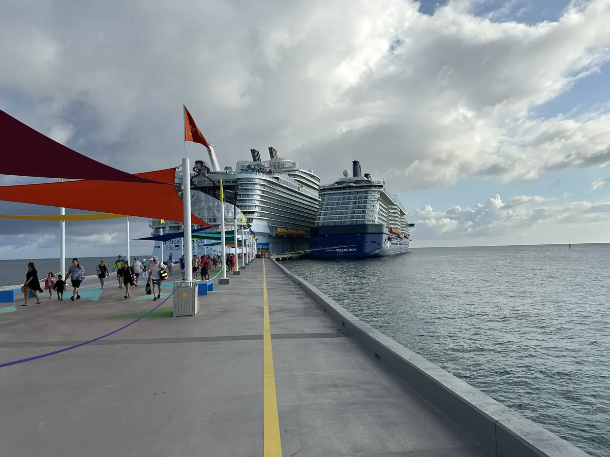 Wonder-and-Reflection-Docked-CocoCay Wonder-and-Reflection-Docked-CocoCay