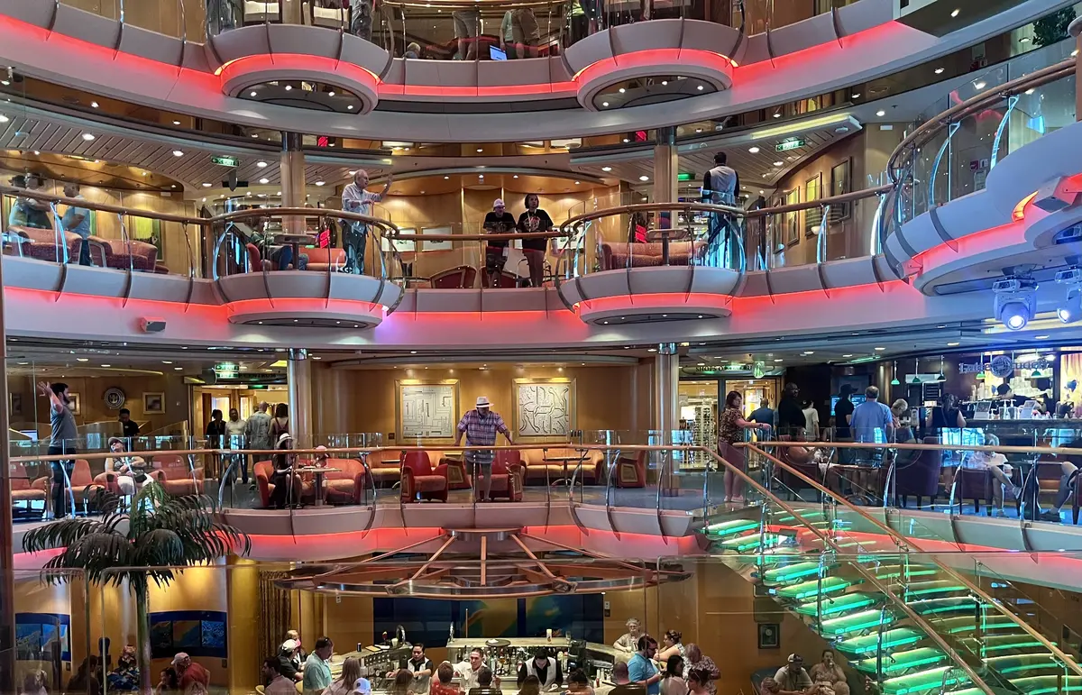 Centrum on Radiance of the Seas