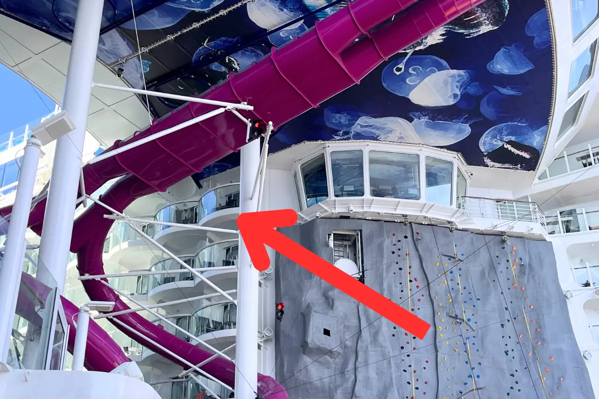 Ultimate Abyss cabins