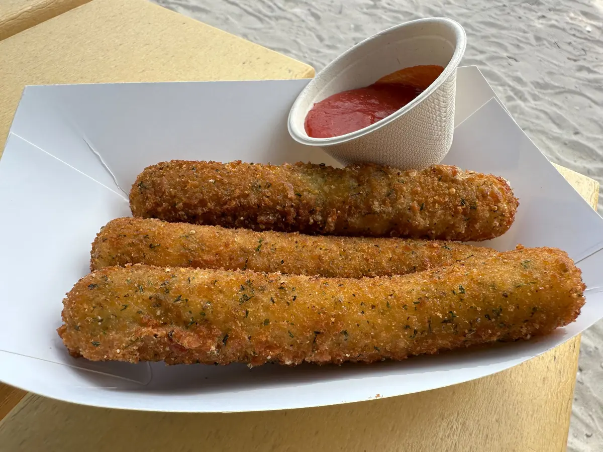 Serving of Mozzarella sticks