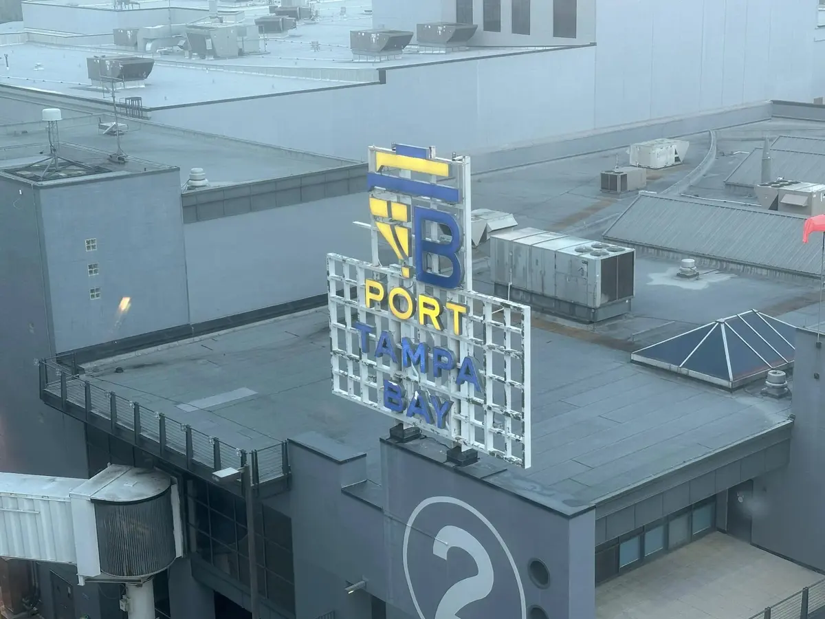Port of Tampa Bay sign