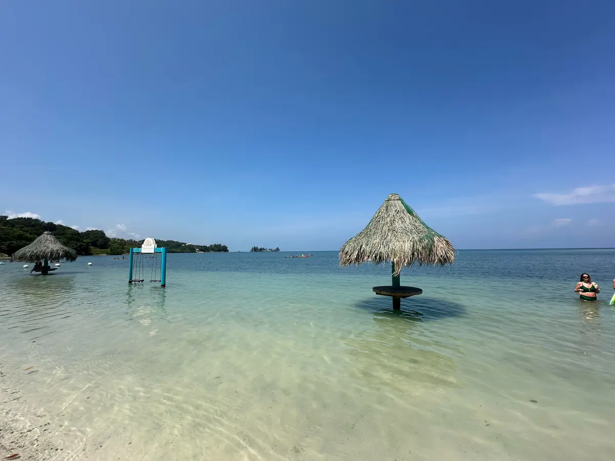 Roatan beach