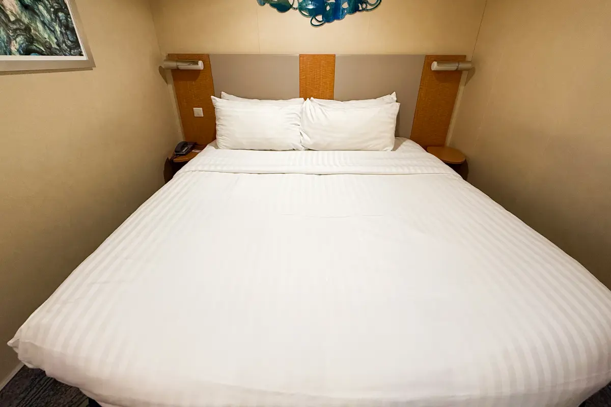 interior cabin on Allure of the Seas