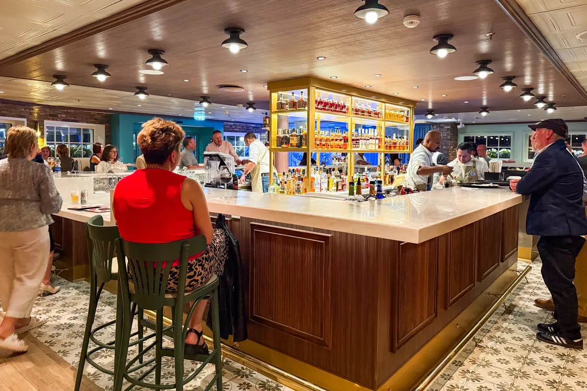 The Mason Jar bar on Allure of the Seas