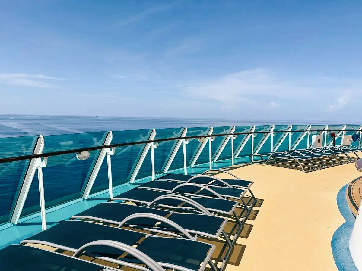 freedom-aft-sun-deck freedom-aft-sun-deck