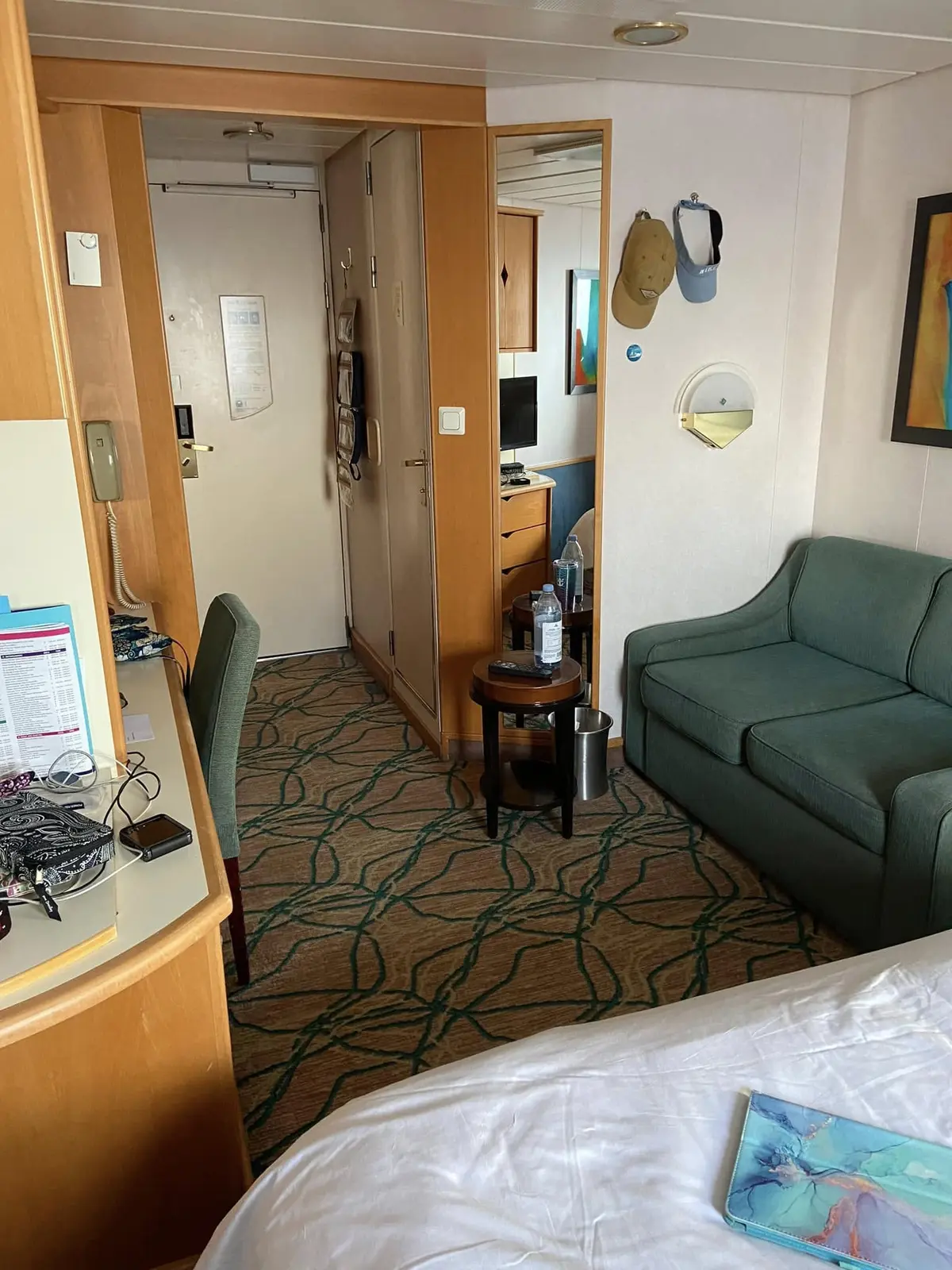Cabin on Grandeur of the Seas