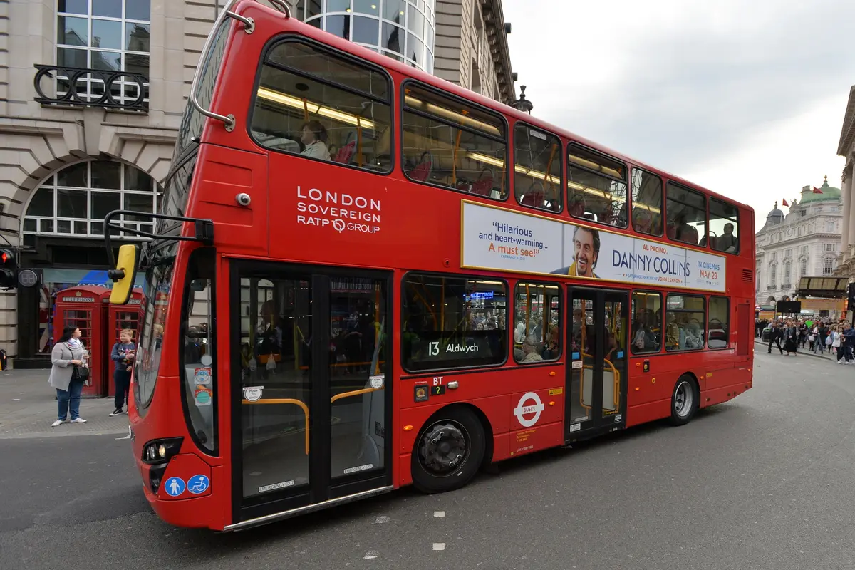 London red bus