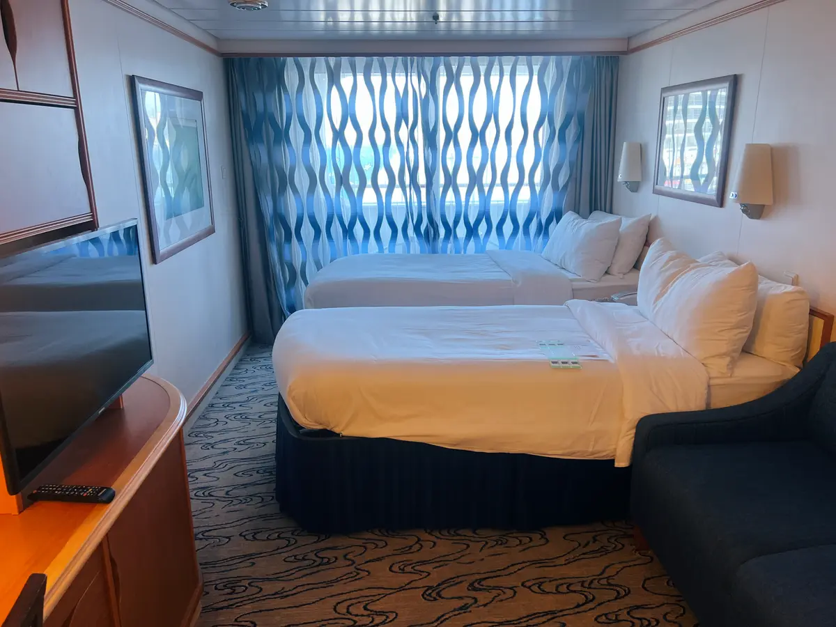 Voyager-Balcony-11 Voyager-Balcony-11