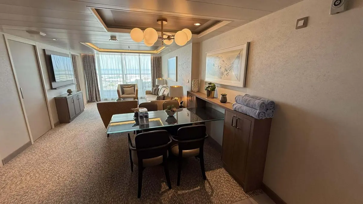 utopia-owner-suite-14. utopia-owner-suite-14.