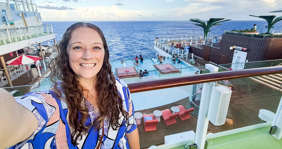 Jenna selfie on Star of the Seas