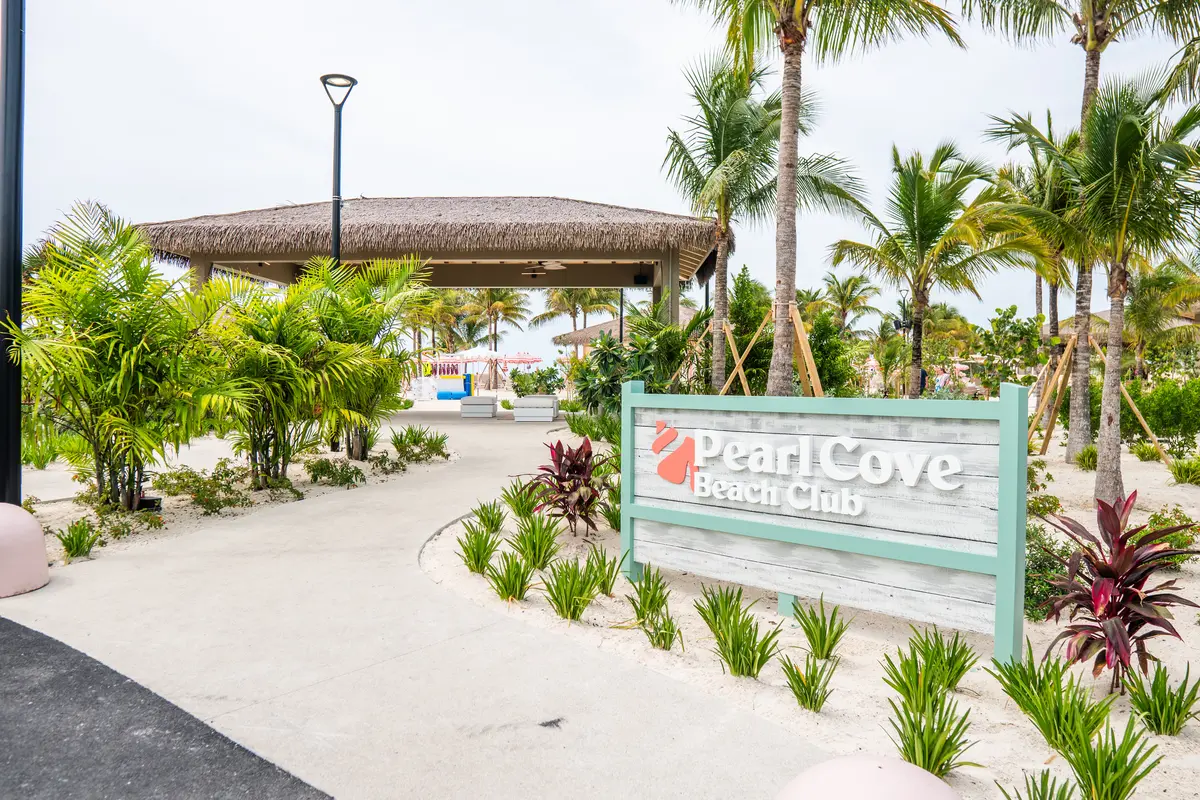 Pearl Cove Beach Club restaurants Pearl Cove Beach Club entrance