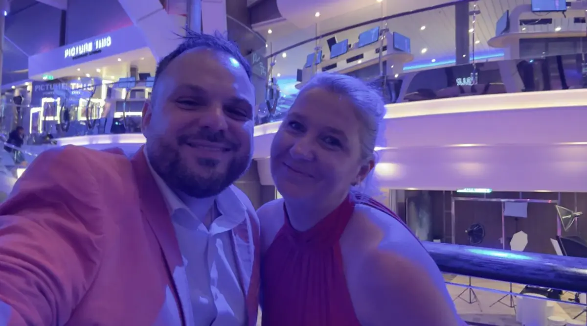 Lauren-Armstrong-Cruise-Director Lauren-Armstrong-Cruise-Director
