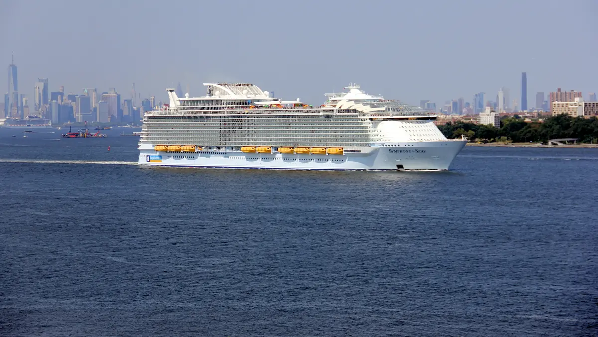 Symphony of the Seas passing the Narrows toward Atlantic Ocean