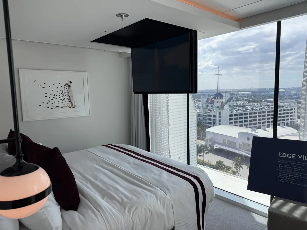 Celebrity-Xcel-Edge-Villa-1 Celebrity-Xcel-Edge-Villa-1