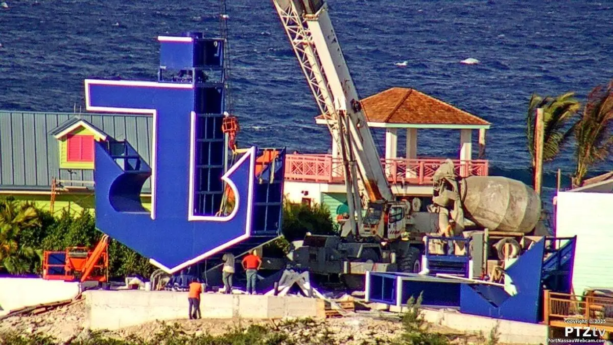 Beach-Club-Logo-PTZtv-webcam -4 Beach-Club-Logo-PTZtv-webcam -4