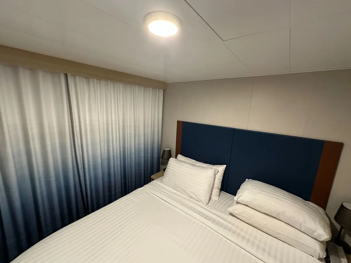 Wonder-of-the-Seas-Balcony-Cabin-1 Wonder-of-the-Seas-Balcony-Cabin-1