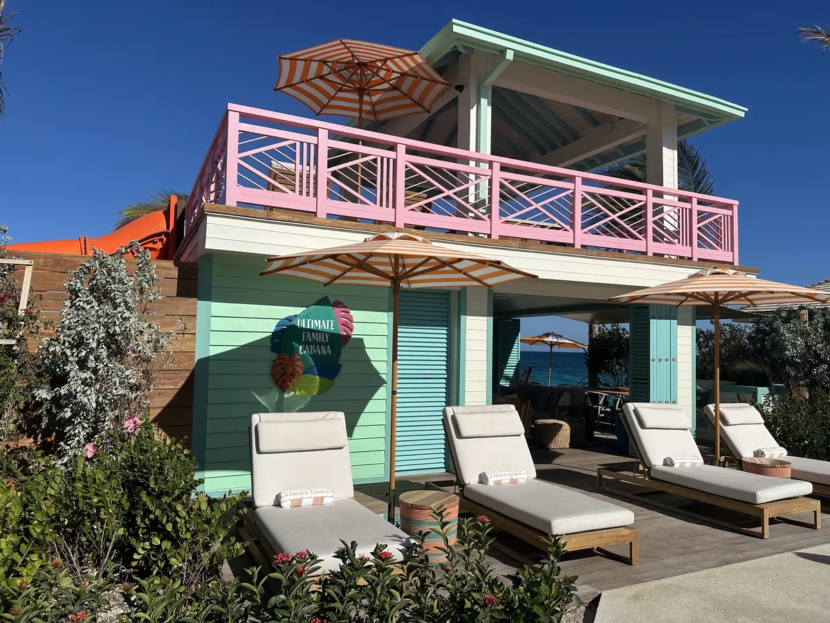 Ultimate Family Cabana closer