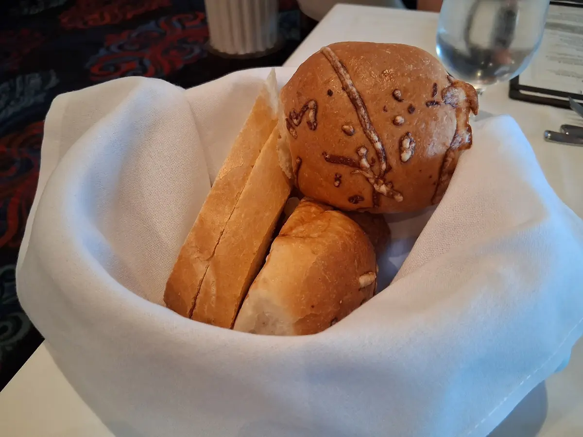 Bread basket
