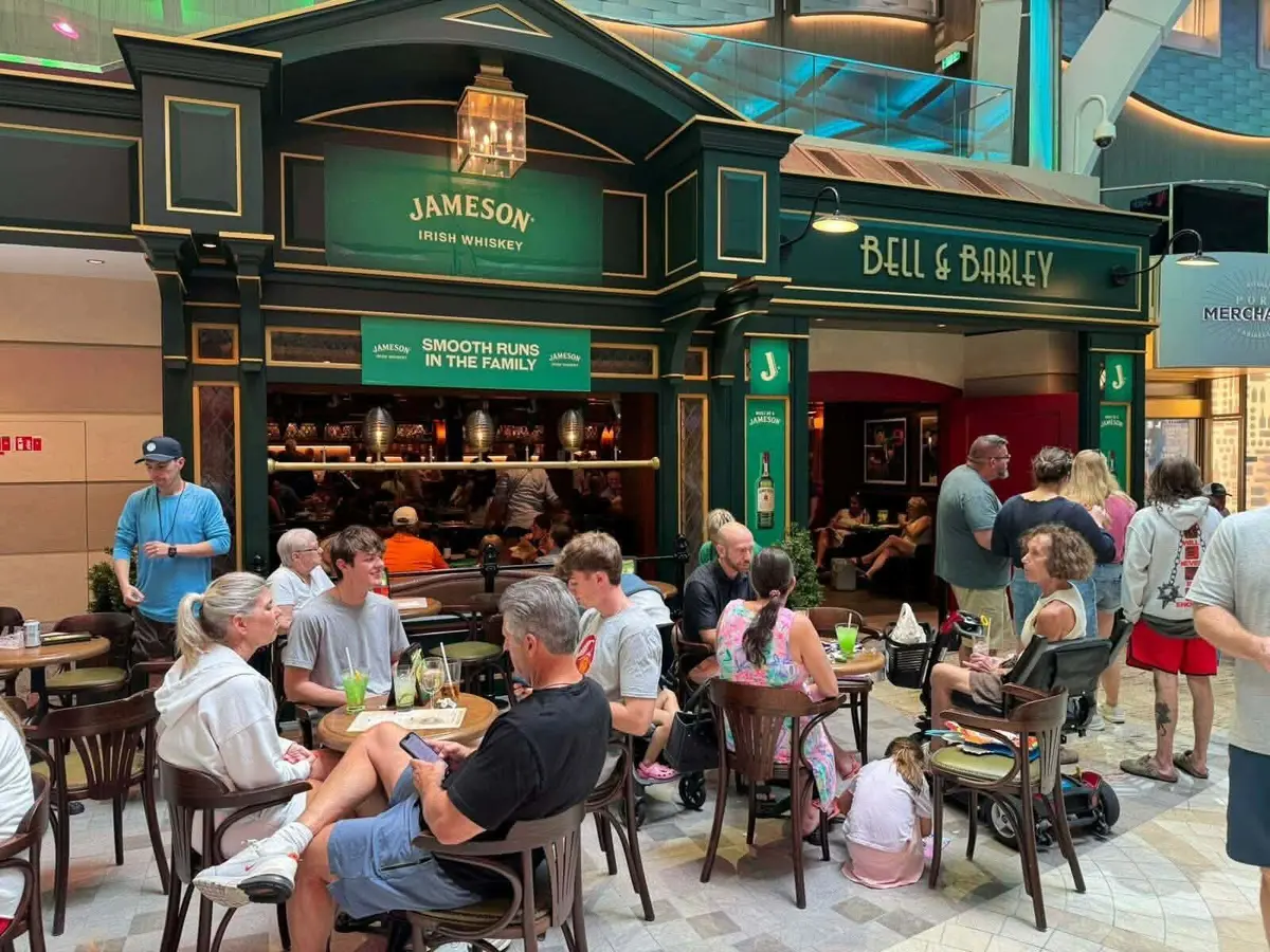 St. Patrick's Day on Star of the Seas St. Patrick's Day on Star of the Seas