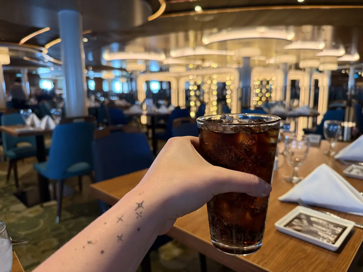 Soda, cruise dining room Soda, cruise dining room