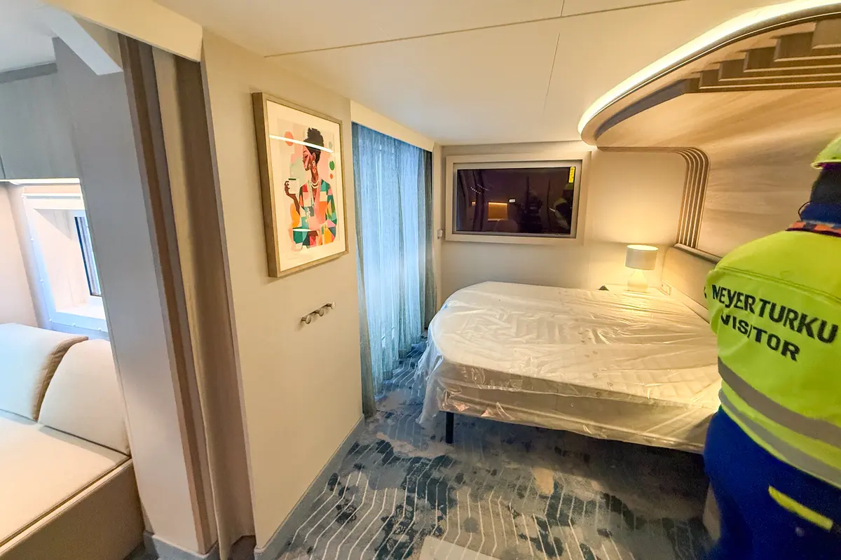 Surfside Family Suite on Legend of the Seas