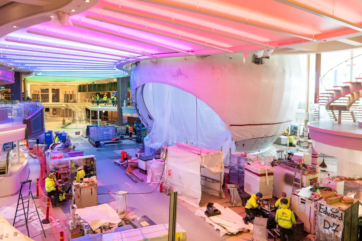 The Pearl on Legend of the Seas