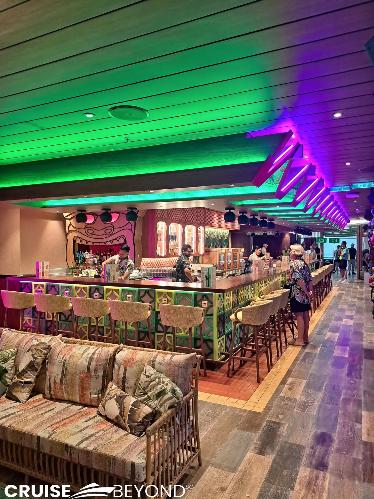 Pesky Parrot on Ovation of the Seas