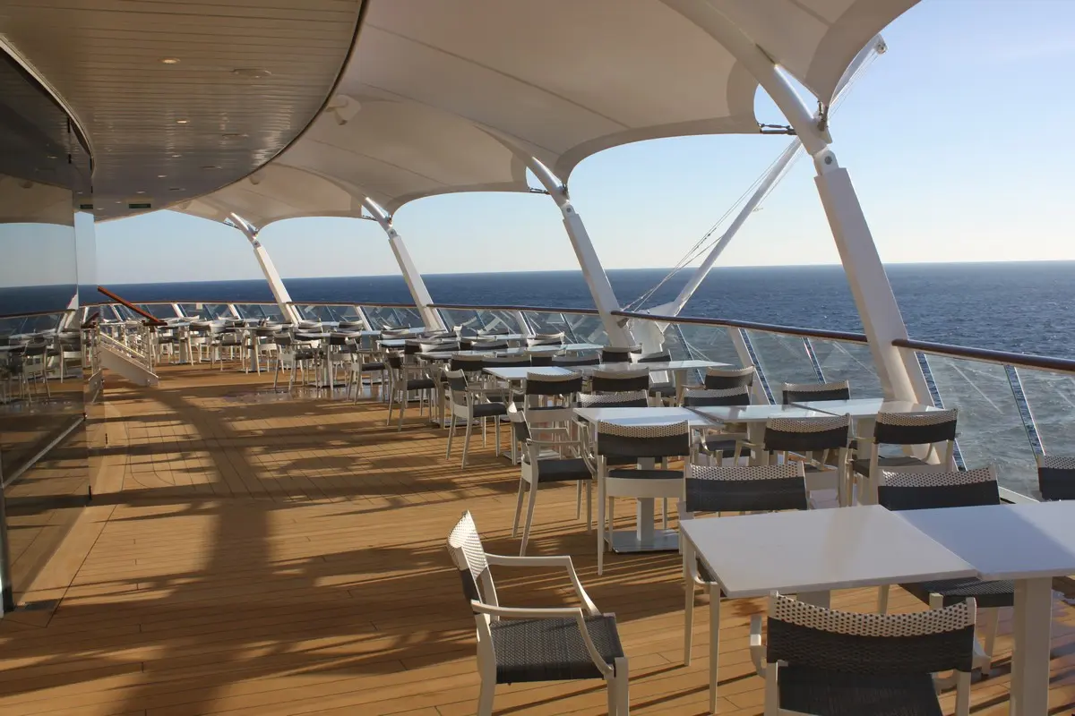 Outdoor Windjammer seating on Quantum of the Seas