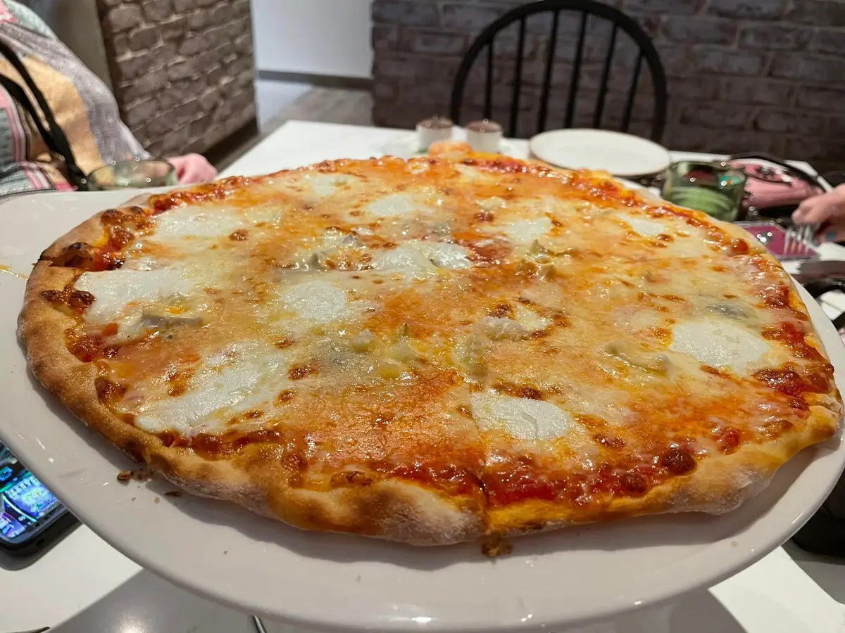Pizza at Giovanni's Pizza at Giovanni's