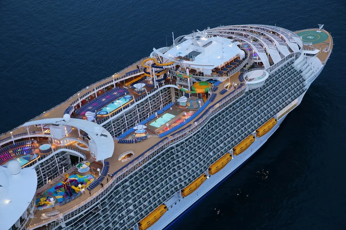 Independence of the Seas Ship Stats & Information- Royal Caribbean