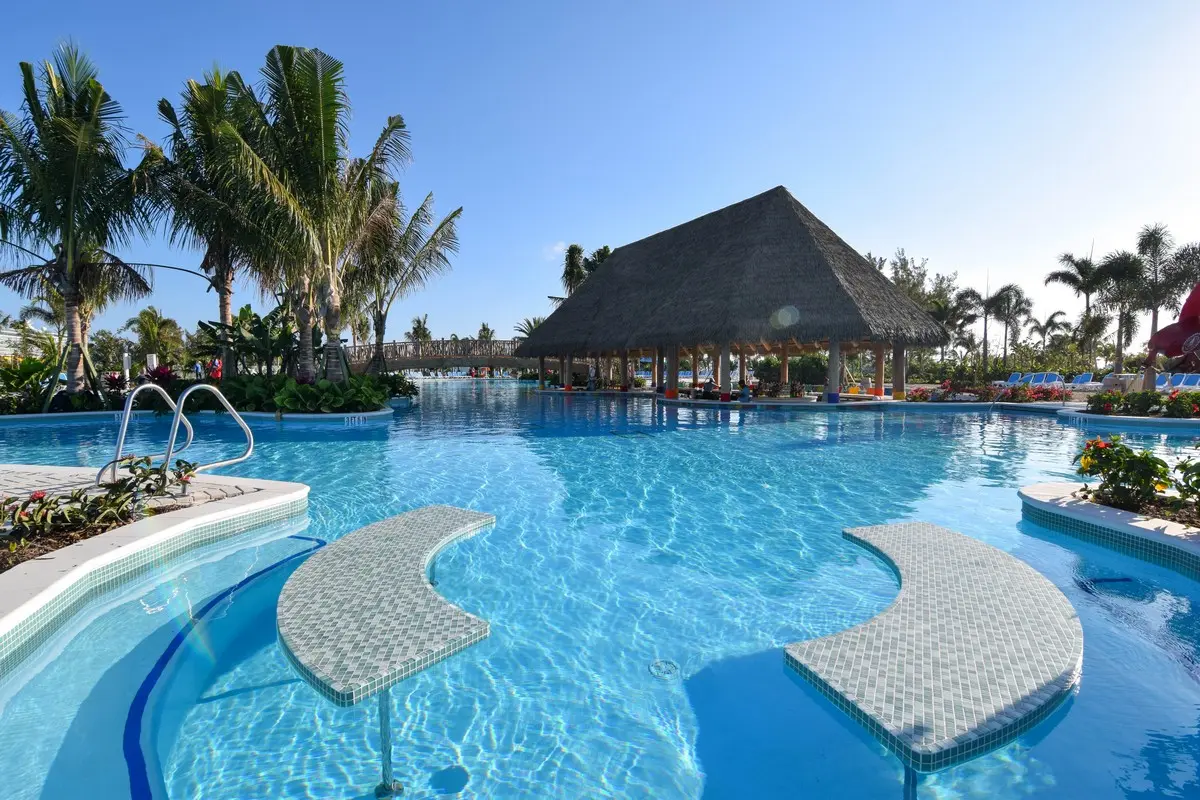 Oasis Lagoon Bar CocoCay Oasis Lagoon Bar CocoCay