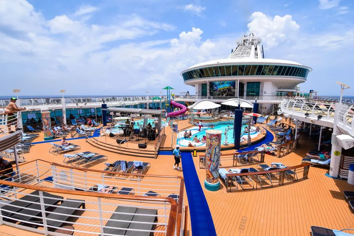 Pool deck on Adventure of the Seas