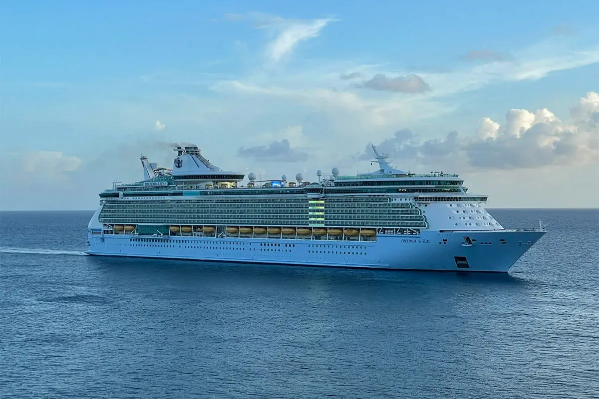 Freedom of the Seas sailing into CocoCay