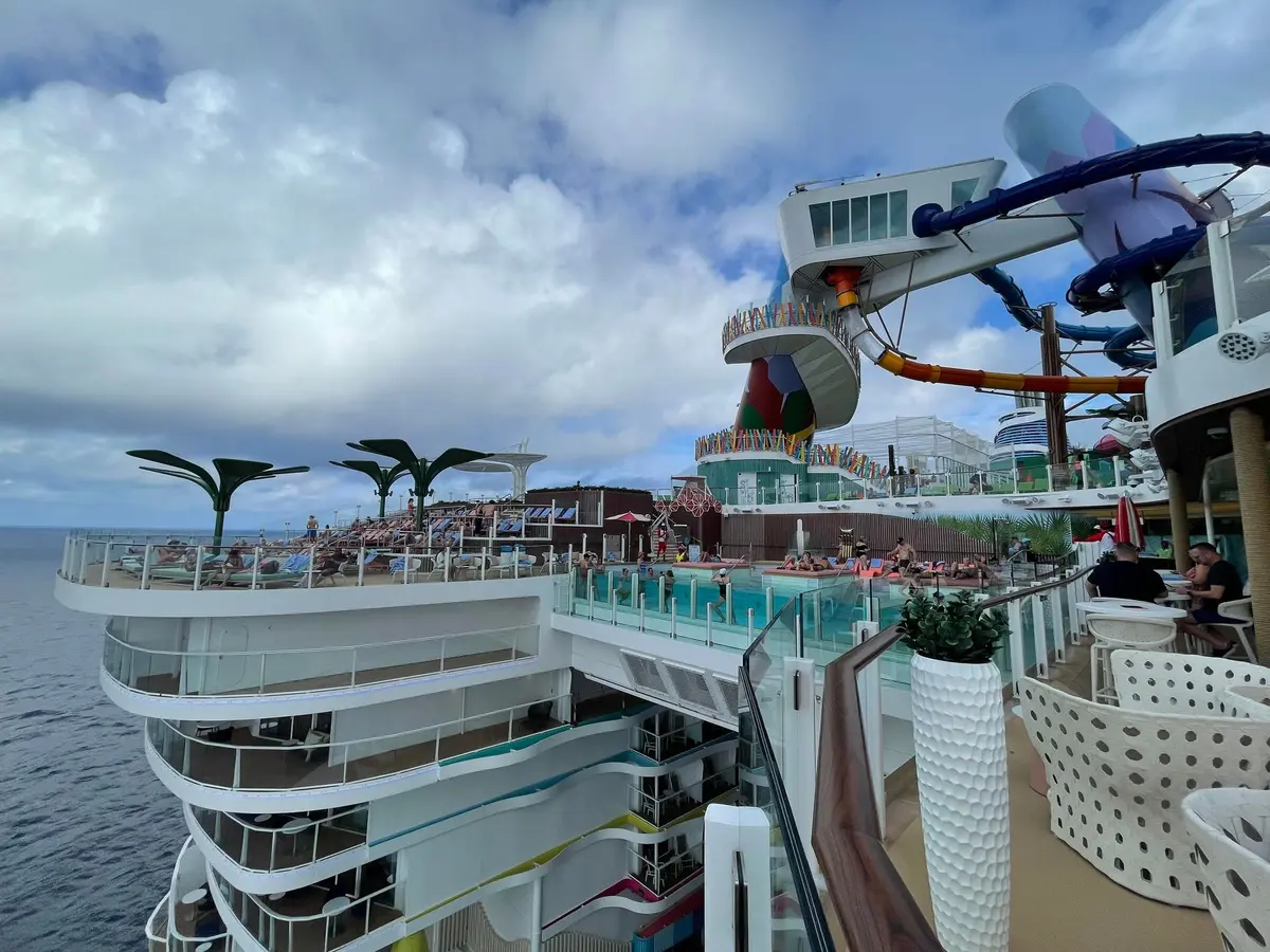 Royal Caribbean swaps adults-only venues on Icon of the Seas | Royal ...