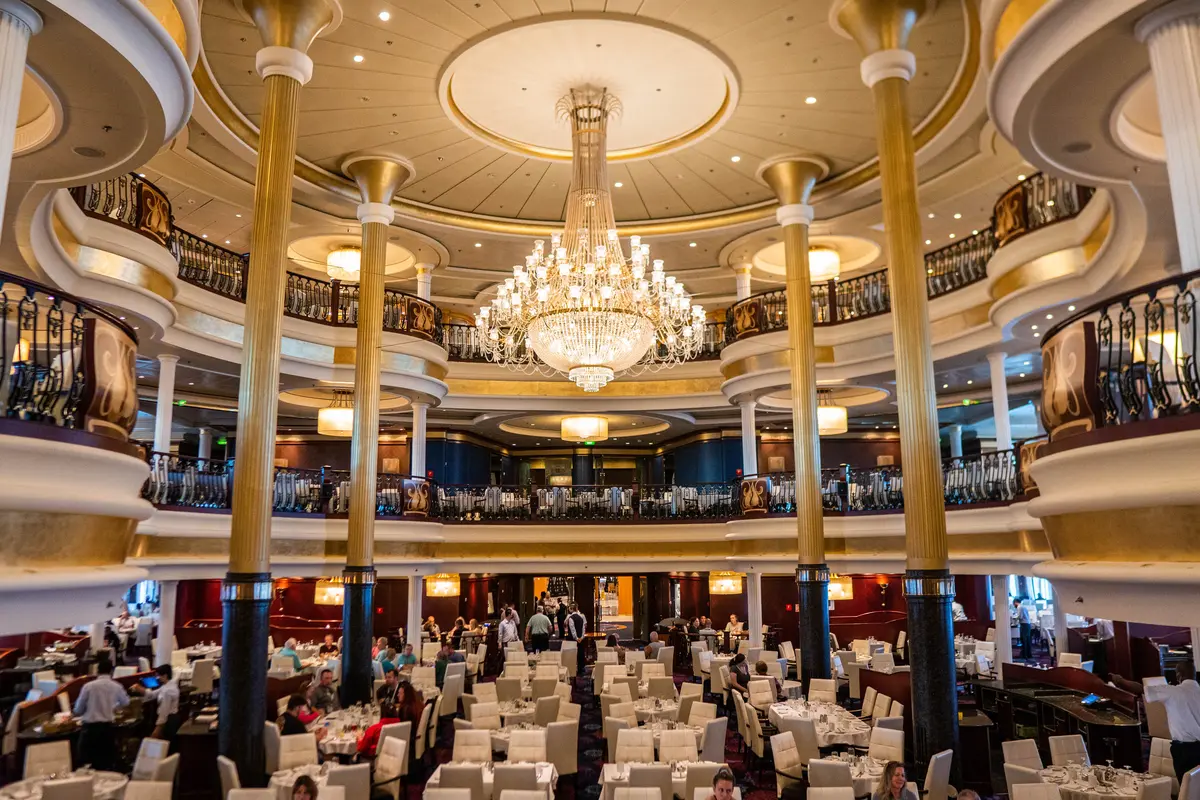 Ranking EVERY SINGLE Free Restaurant on a Royal Caribbean cruise