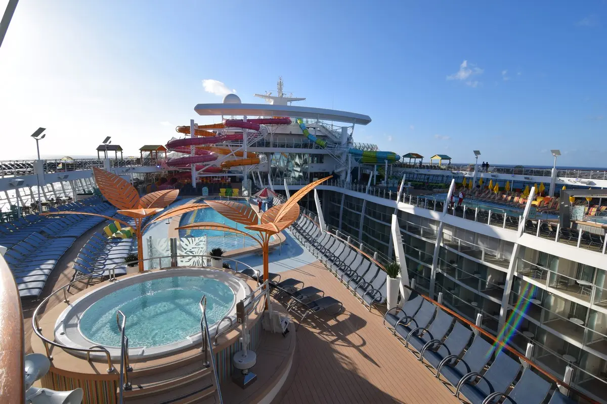 6 ways to tame the worst cruise ship problems Royal Caribbean Blog