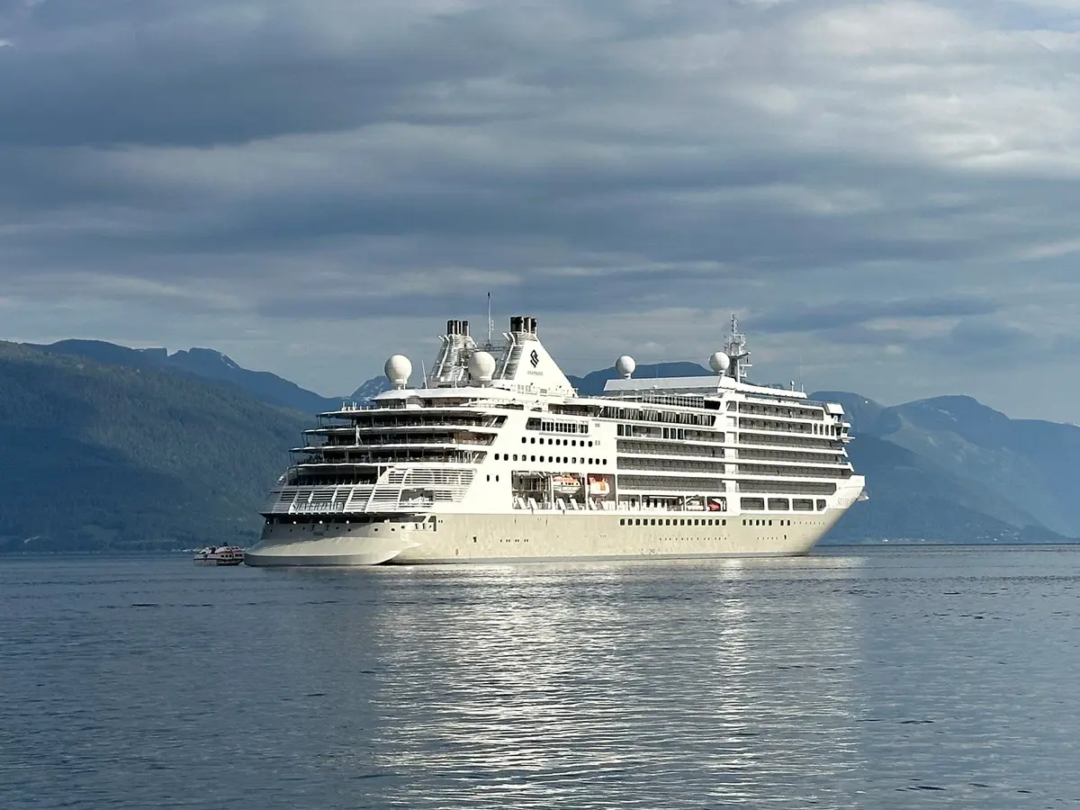 Silver Dawn anchored in Vik, Norway