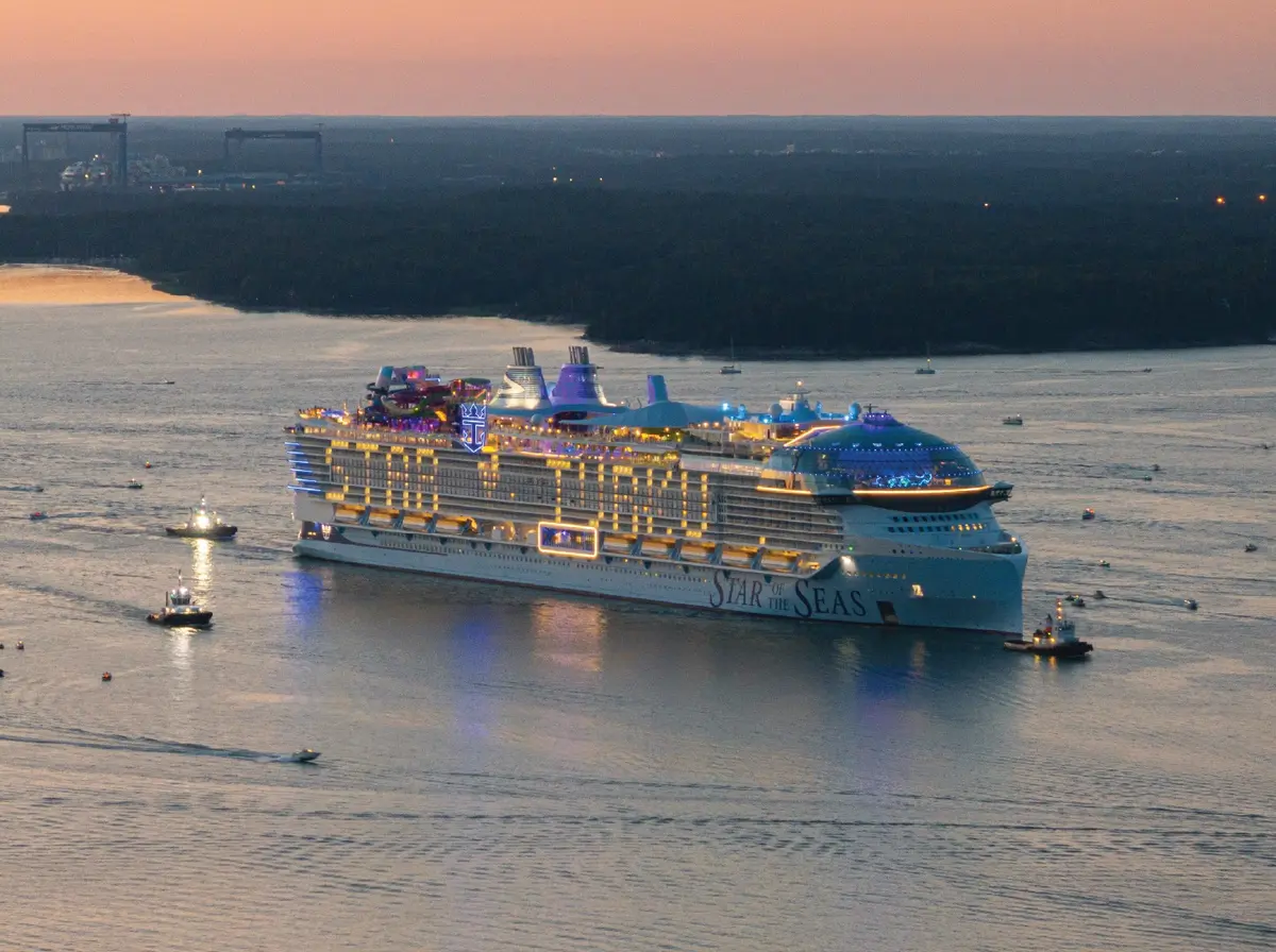 Star of the Seas sailing from shipyard