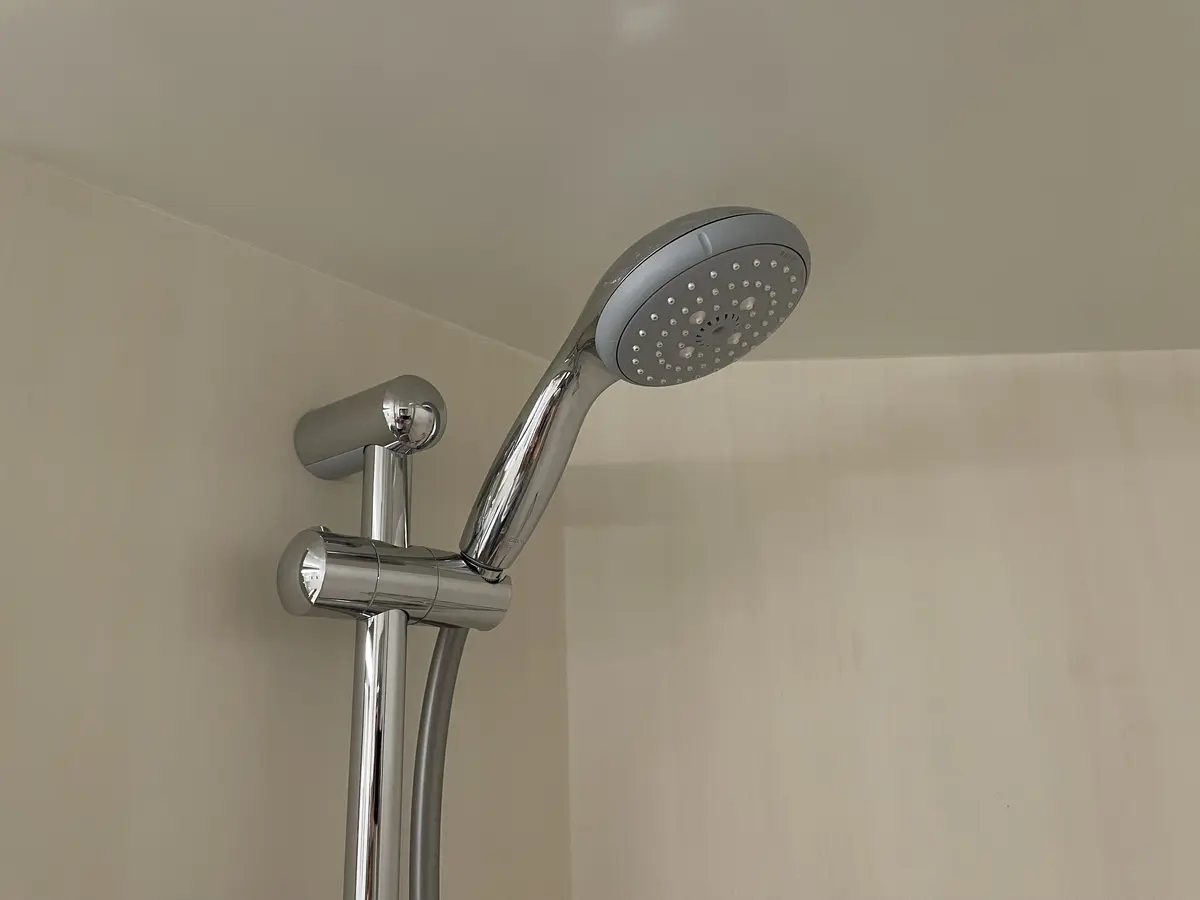 Symphony-Interior-Cabin-Shower-Head Symphony-Interior-Cabin-Shower-Head