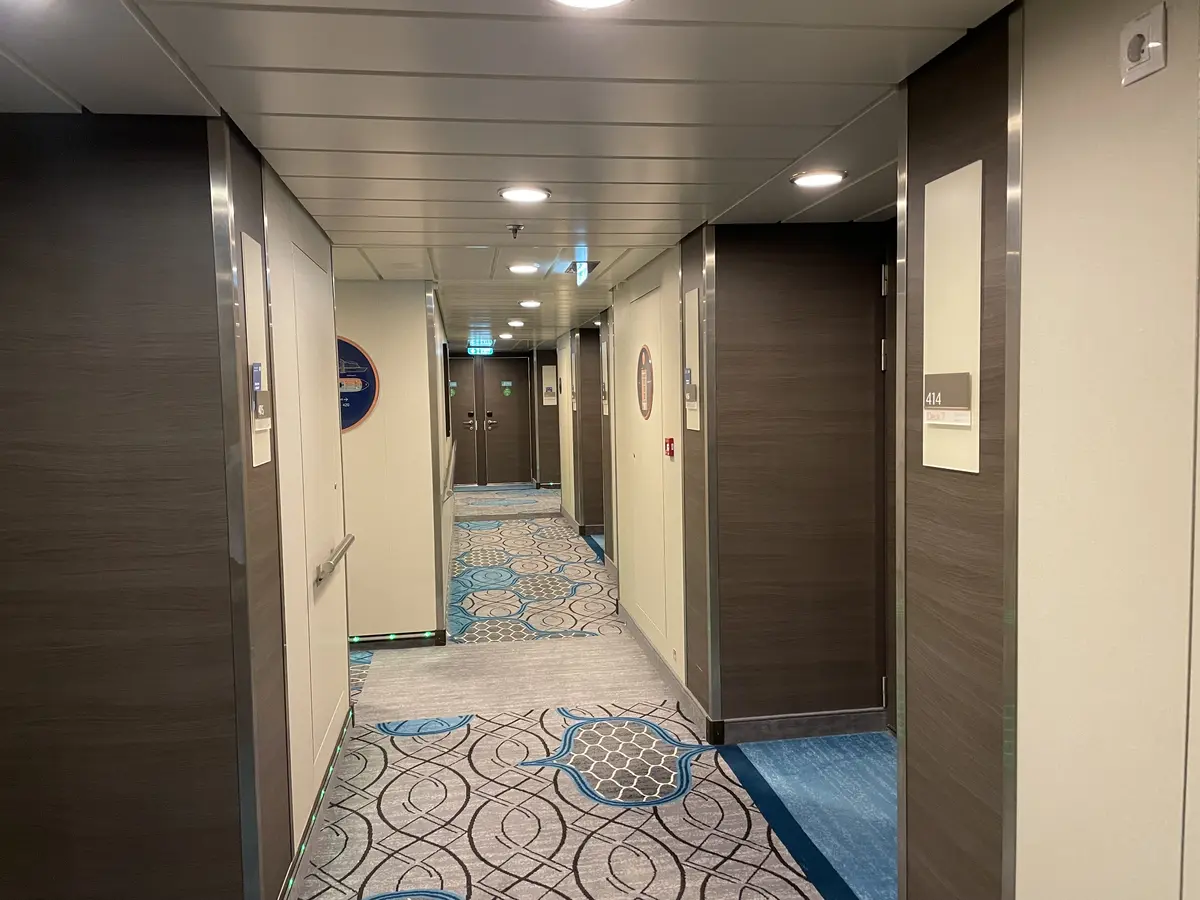 Hallway-Symphony-Of-The-Seas Hallway-Symphony-Of-The-Seas