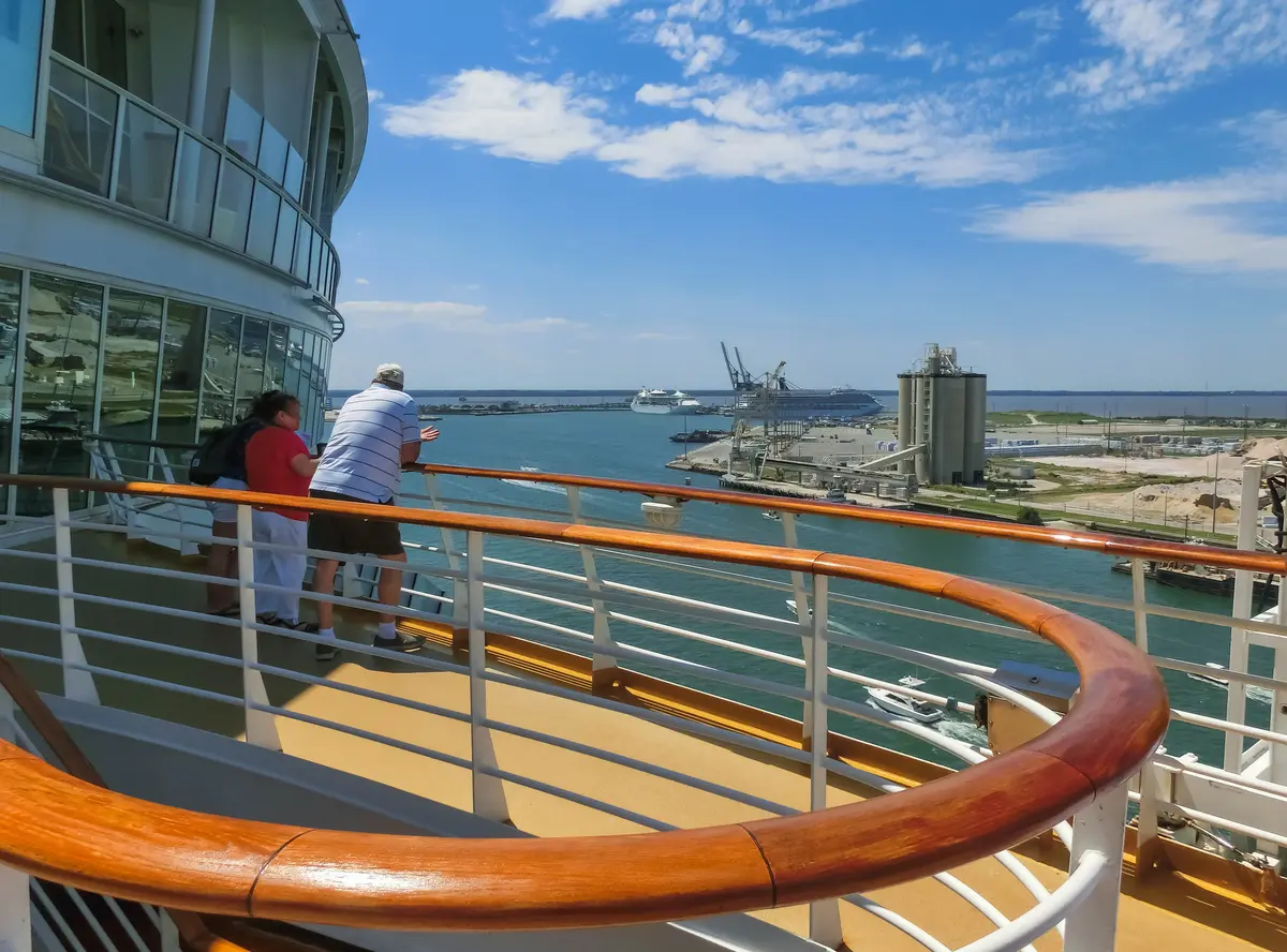 sailing-away-from-port-cape-canaveral sailing-away-from-port-cape-canaveral