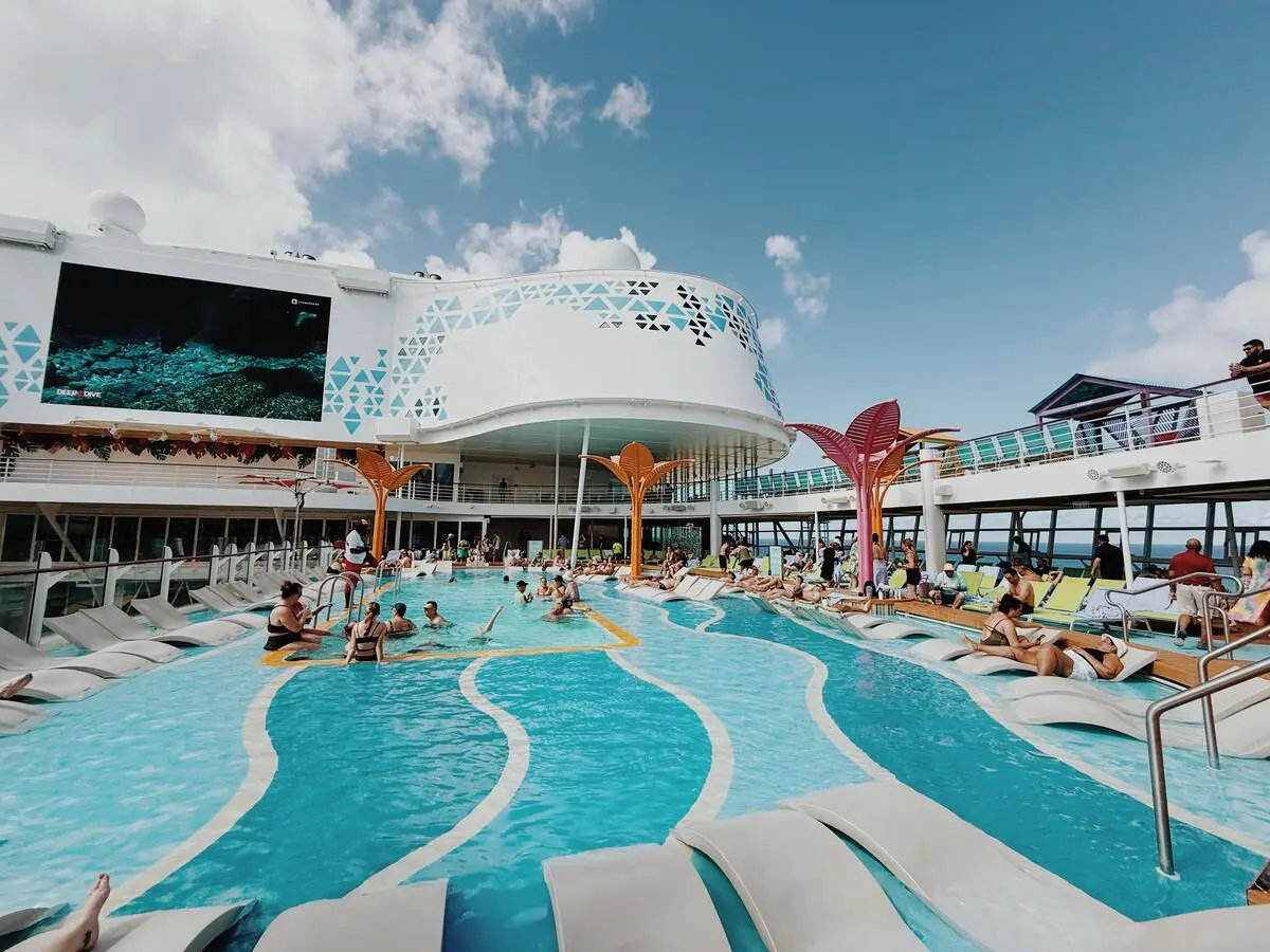 PoolDeck_Utopia PoolDeck_Utopia