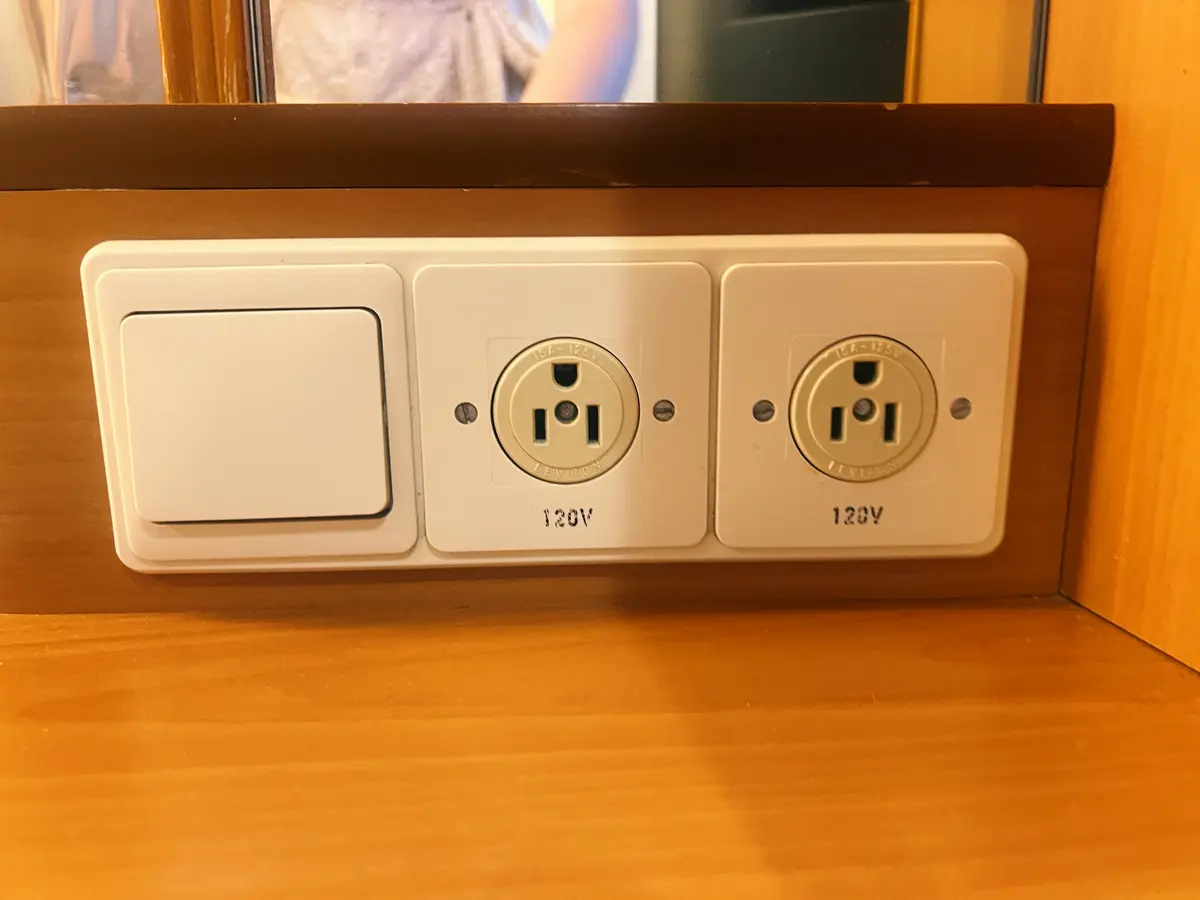 Voyager-Balcony-8-Outlets Voyager-Balcony-8-Outlets