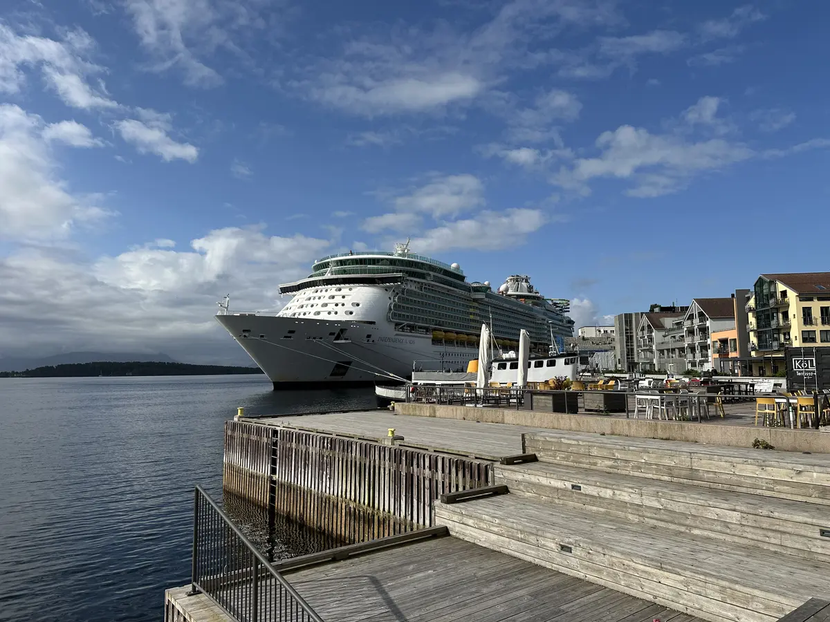 Independence of the Seas in Molde, Norway