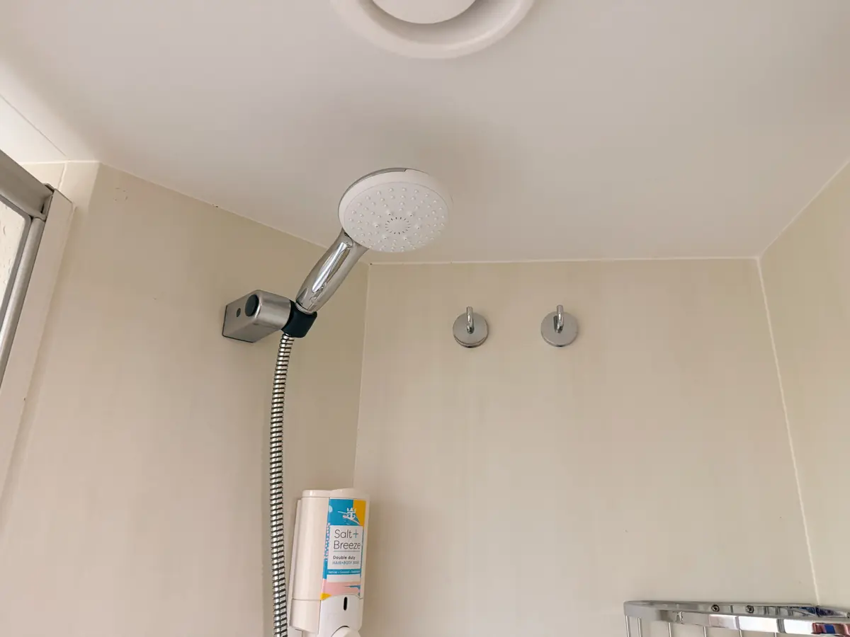 Oasis-Inside-Cabin-6-Shower Oasis-Inside-Cabin-6-Shower