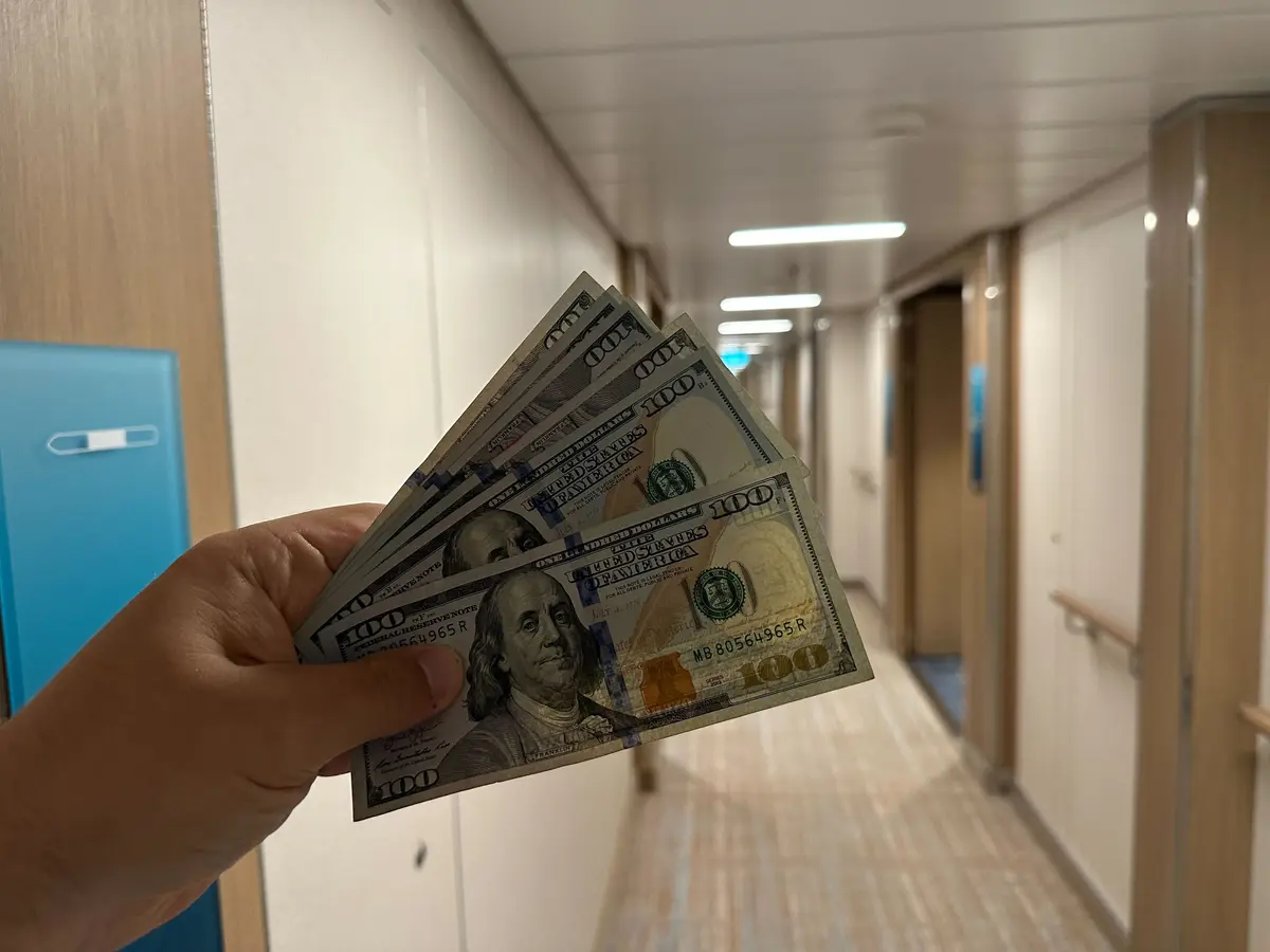 Cash Cruise Hallway Cash Cruise Hallway