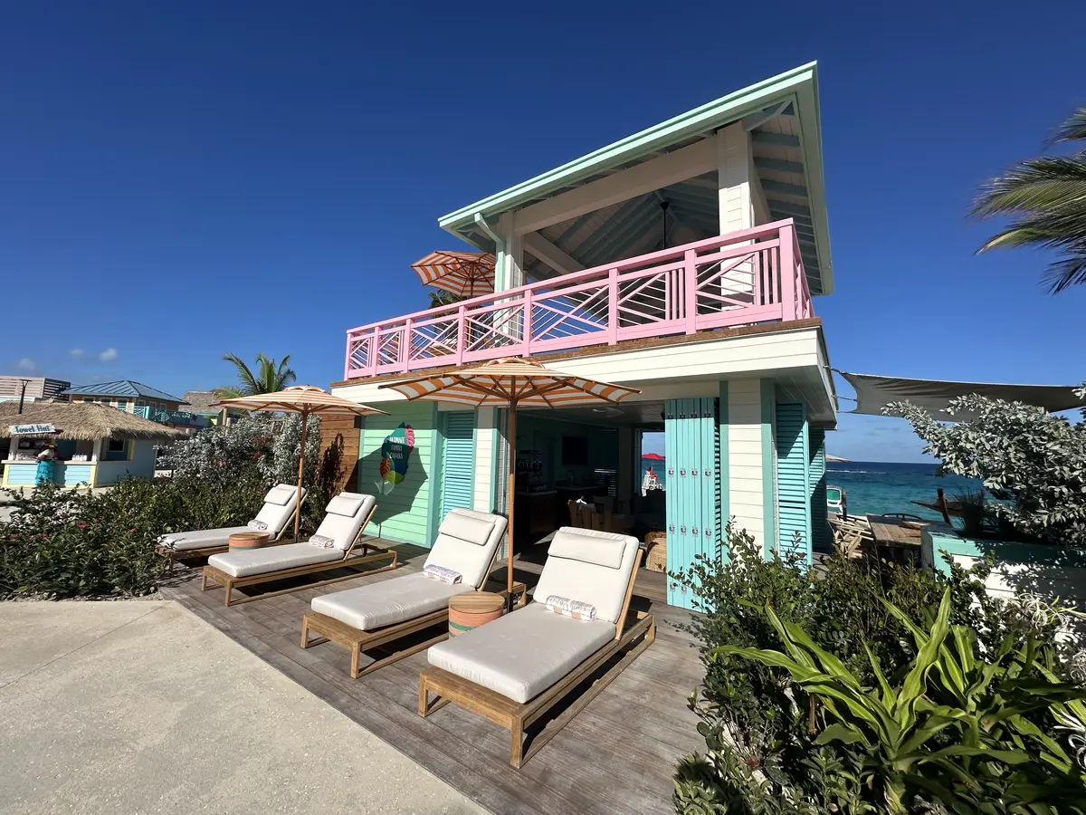 Ultimate Family Cabana