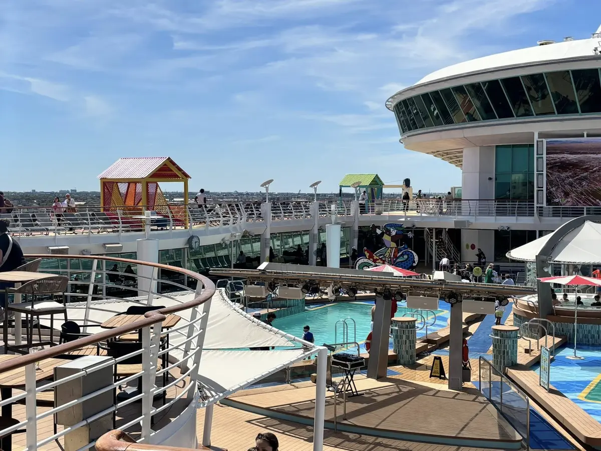 Casitas aboard Mariner of the Seas Casitas aboard Mariner of the Seas