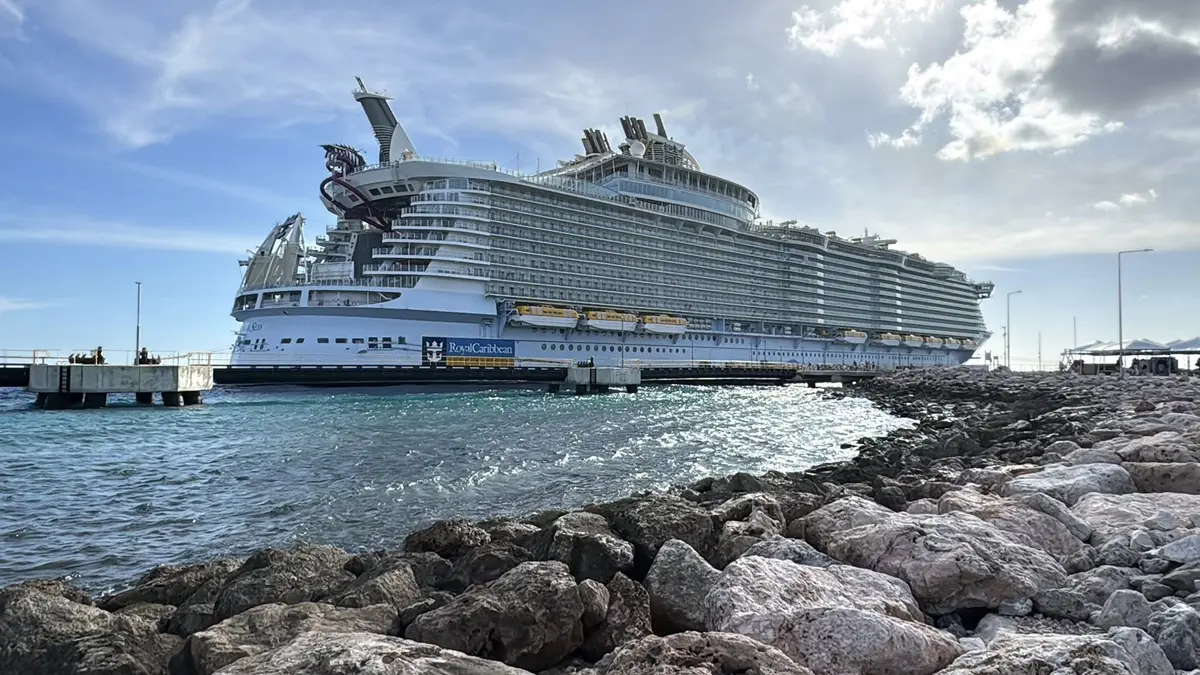 Oasis of the Seas in Curacao